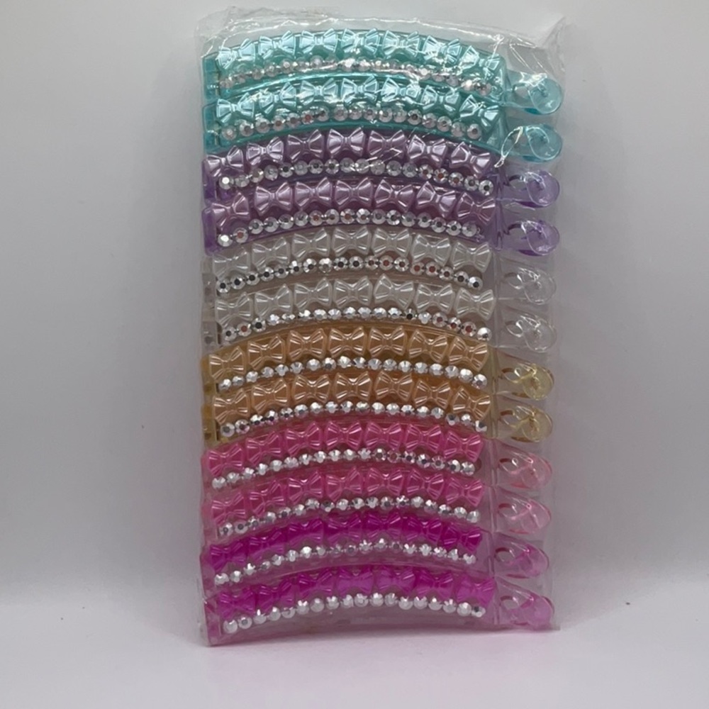 Women’s fashion hair clips NWT